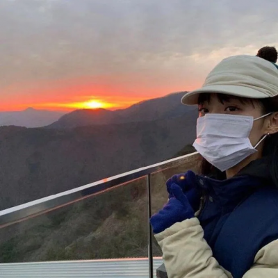 唯美男女高清情侣微信图片大全 真人深情甜腻情侣头像图片