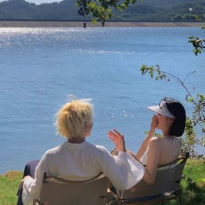 甜蜜浪漫情侣高清微信图片大全 一左一右抖音最火情侣头像图片