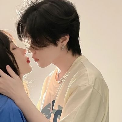 唯美情侣高清最新头像图片大全 时尚一左一右潮牌情头图片