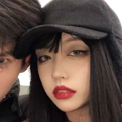 唯美超甜情侣最火微信图片大全 网红情侣头像一男一女高清图片