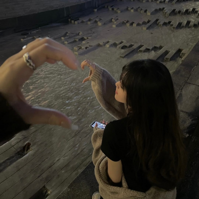 甜蜜幸福的情侣高清头像图片 2022最火一男一女情侣头像真人