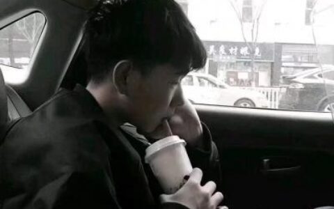 唯美情侣个性微信图片大全 两张双人情头高清图片分开