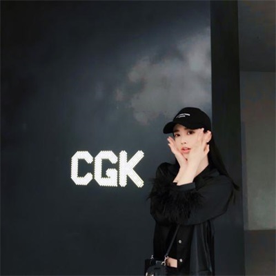 情头唯美浪漫图片一人一张 抖音上最火的情侣头像图片