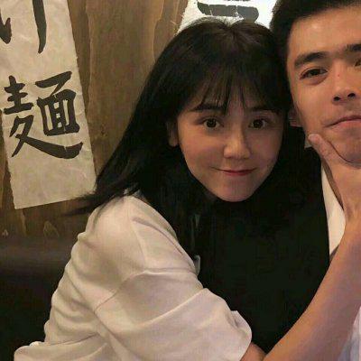 唯美浪漫情侣一对两张微信图片 双人情侣真人头像超甜高清