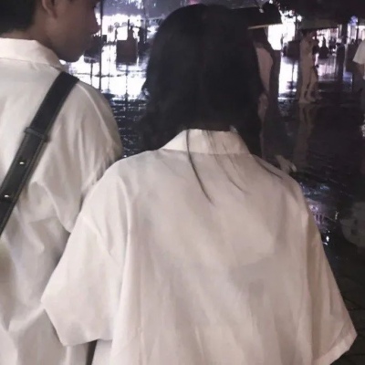 情侣专用个性唯美头像图片 特别好看的情侣头像真人
