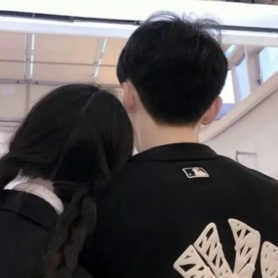 情侣专用个性唯美头像图片 特别好看的情侣头像真人