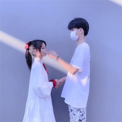 唯美情侣浪漫高清真人图片大全 2023最火超甜情侣头像图片