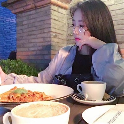 情侣专属个性真人浪漫图片大全 情侣头像一男一女情头超清