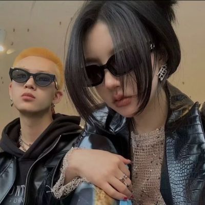 甜蜜情侣浪漫高清真人头像图片大 2023好看的不易撞双人情侣头像