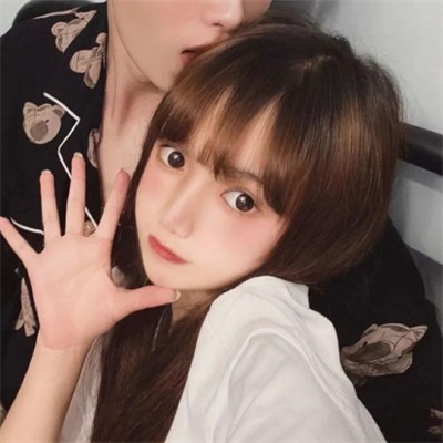可爱情侣清纯高清真人图片大全 情侣头像00后最火的情侣图片