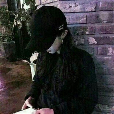 让人羡慕不已的浪漫情侣图片 高清双人一对两张情侣真人头像图片