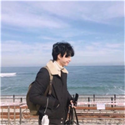唯美幸福情侣高清图片真人 最潮流的情侣一对两张头像