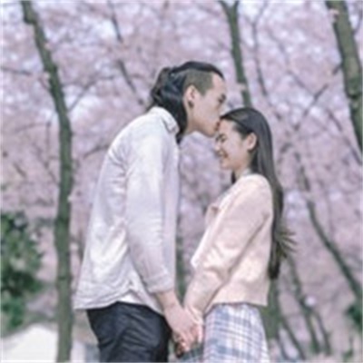 唯美温馨情侣浪漫图片 招财带好运的情侣头像