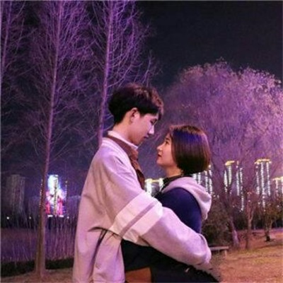 唯美情侣真人高清甜蜜图片 2022新年头像图片大全女生