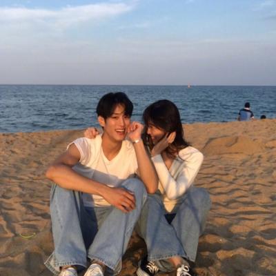 适合情侣用的个性唯美图片 情侣头像真人可爱情头