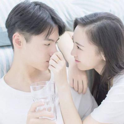 小清新简单情头像一对两张 情侣头像双人一对小清新