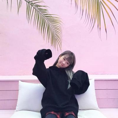 唯美浪漫情侣图片大全 情侣头像网图真人一左一右
