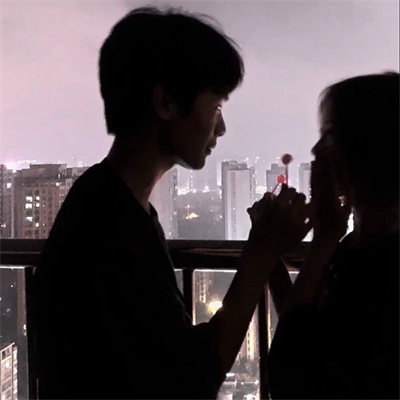 非主流情侣头像双人两张 情侣非主流图片头像