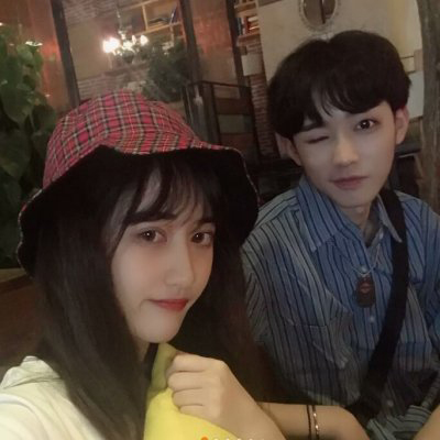 唯美浪漫情侣图片大全 2022超火的情侣头像真人