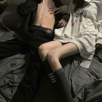 唯美个性情侣图片大全 情侣头像半裸超污情头