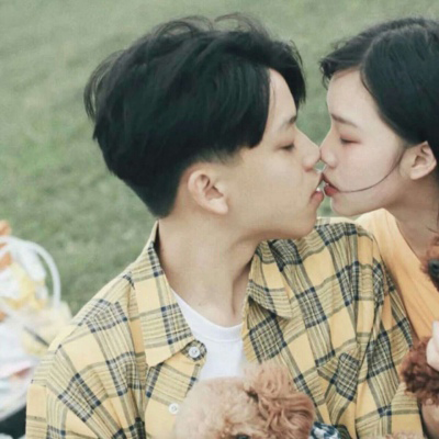 浪漫情侣头像真人 甜蜜情侣唯美图片大全