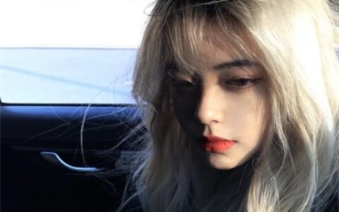 情侣头像一男一女单图 不明显的情侣头像黑白