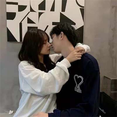 高清唯美意境情头图片大全 超火情侣头像一对两张