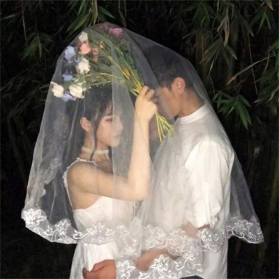 甜蜜情侣图片高清 浪漫情侣真人唯美头像