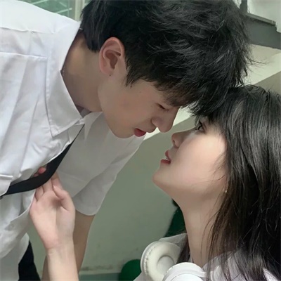 超甜意境情头一对两张 情侣头像唯美两张配对