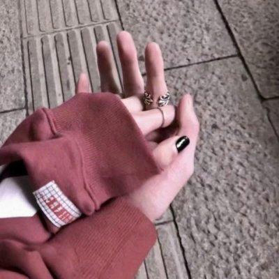 个性幸福情侣手控图片 情侣手牵手头像大全