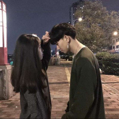 唯美情侣幸福图片 最新的可爱情侣头像