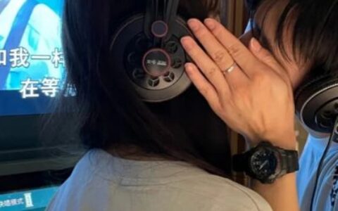情头像情侣双人两张一对 情侣恩爱甜蜜头像双人两张