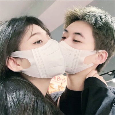 情侣专用微信头像恩爱 情侣头像真人两张配对唯美