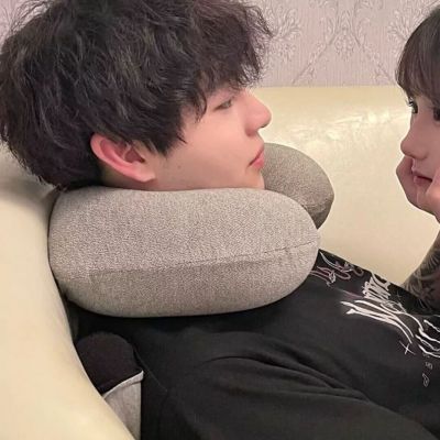 情头一男一女一对两张 2022年最火真人情头