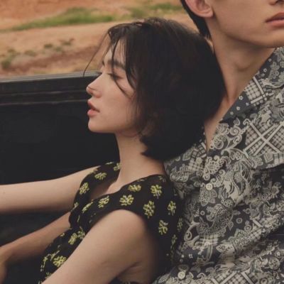 全网好看的情侣头像港风 港风情侣头像一男一女