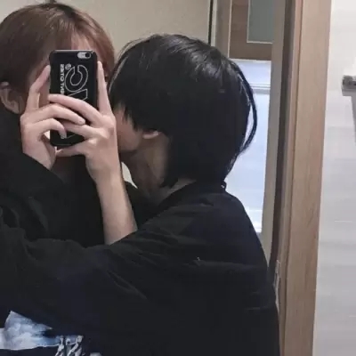 时尚男女幸福情侣头像真人 唯美情侣图片浪漫头像