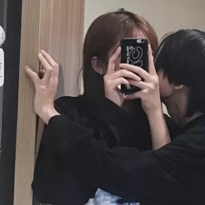 时尚男女幸福情侣头像真人 唯美情侣图片浪漫头像