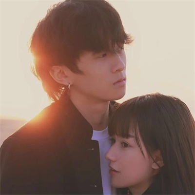 超甜蜜漂亮情头图片 唯美意境情侣真人头像