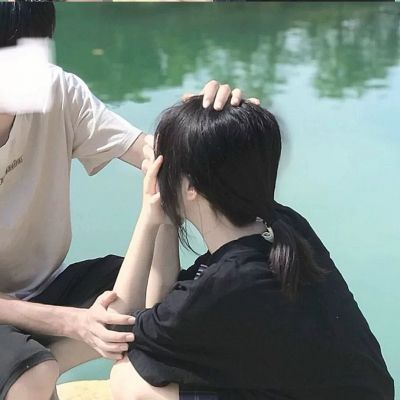 妩媚图片头像女生霸气 可爱唯美的情侣头像真人