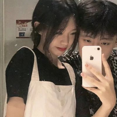 可爱甜蜜情头图片大全 搞怪甜蜜情侣真人头像