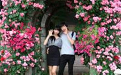 带字超个性的图片 浪漫唯美真人情侣头像
