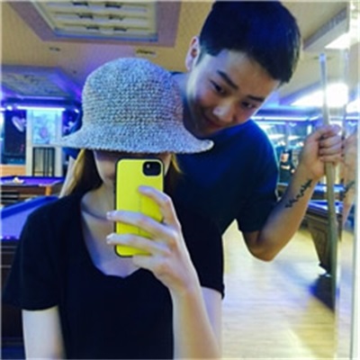 黑白剪影超有意境 唯美欧美风情侣头像