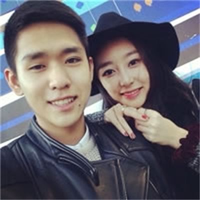 可爱真人高清大图 创意秀恩爱情侣头像