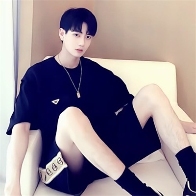 可爱唯美的一男一女 不像情侣头像的情头一人一张