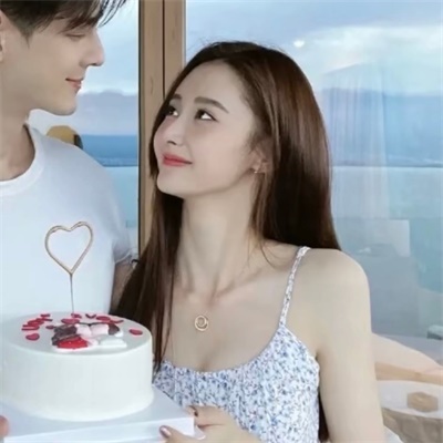 甜甜的唯美情头图片 可爱甜蜜情侣真人头像