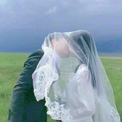 唯美婚纱情侣真人头像一对两张高清图片