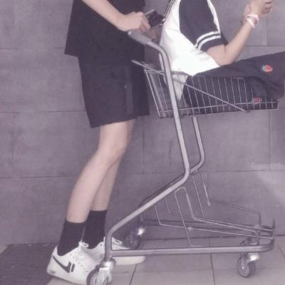 恩爱也可以低调秀 意境半身高清情侣头像