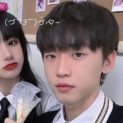 甜蜜情头真人图片 唯美情侣头像真人一人一张