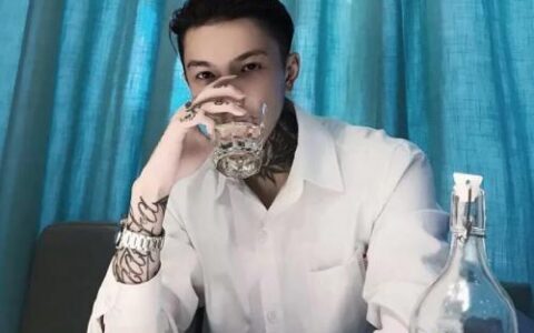 2021最火很罕见又很好看的情侣头像真人