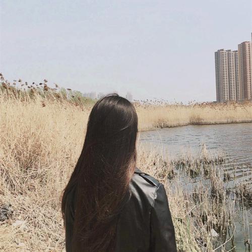 浪漫唯美一男一女 高清情侣头像真人一人一半高冷